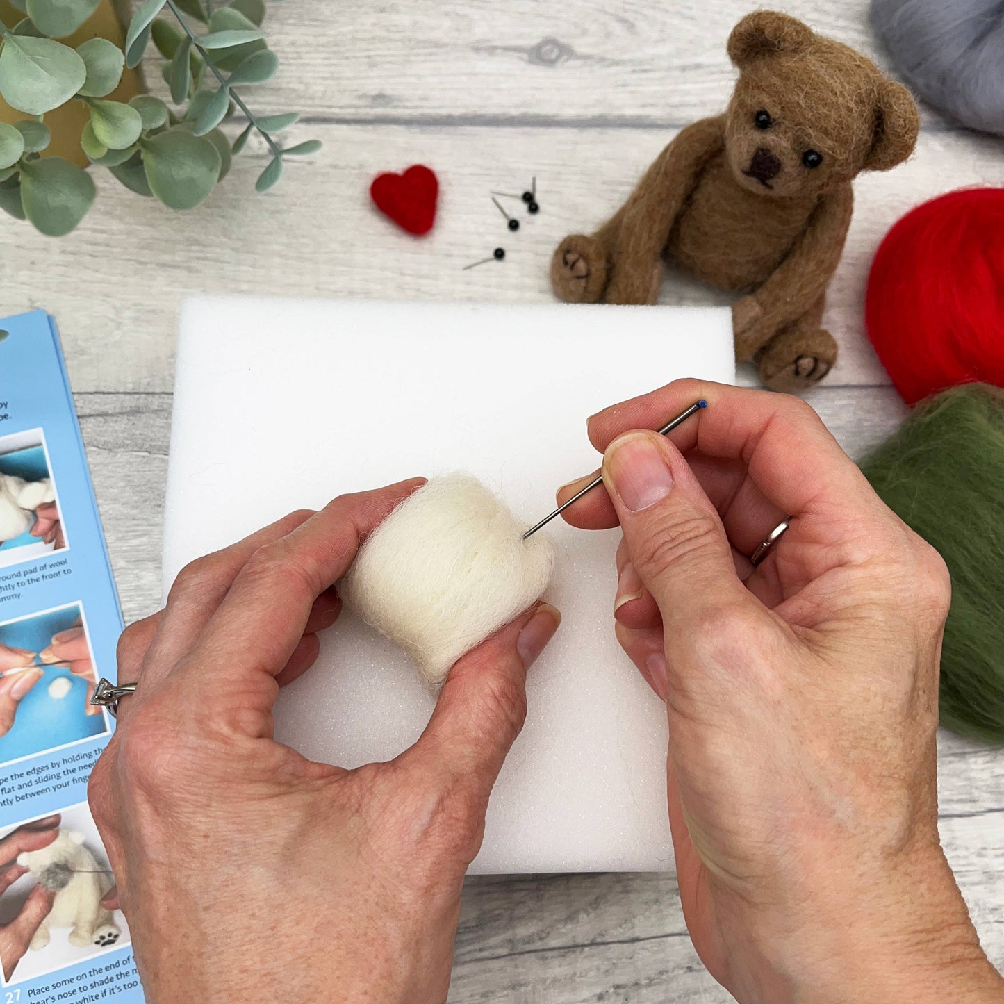 Needle Felting Bumper Kit - Three Bears. A premium starter k