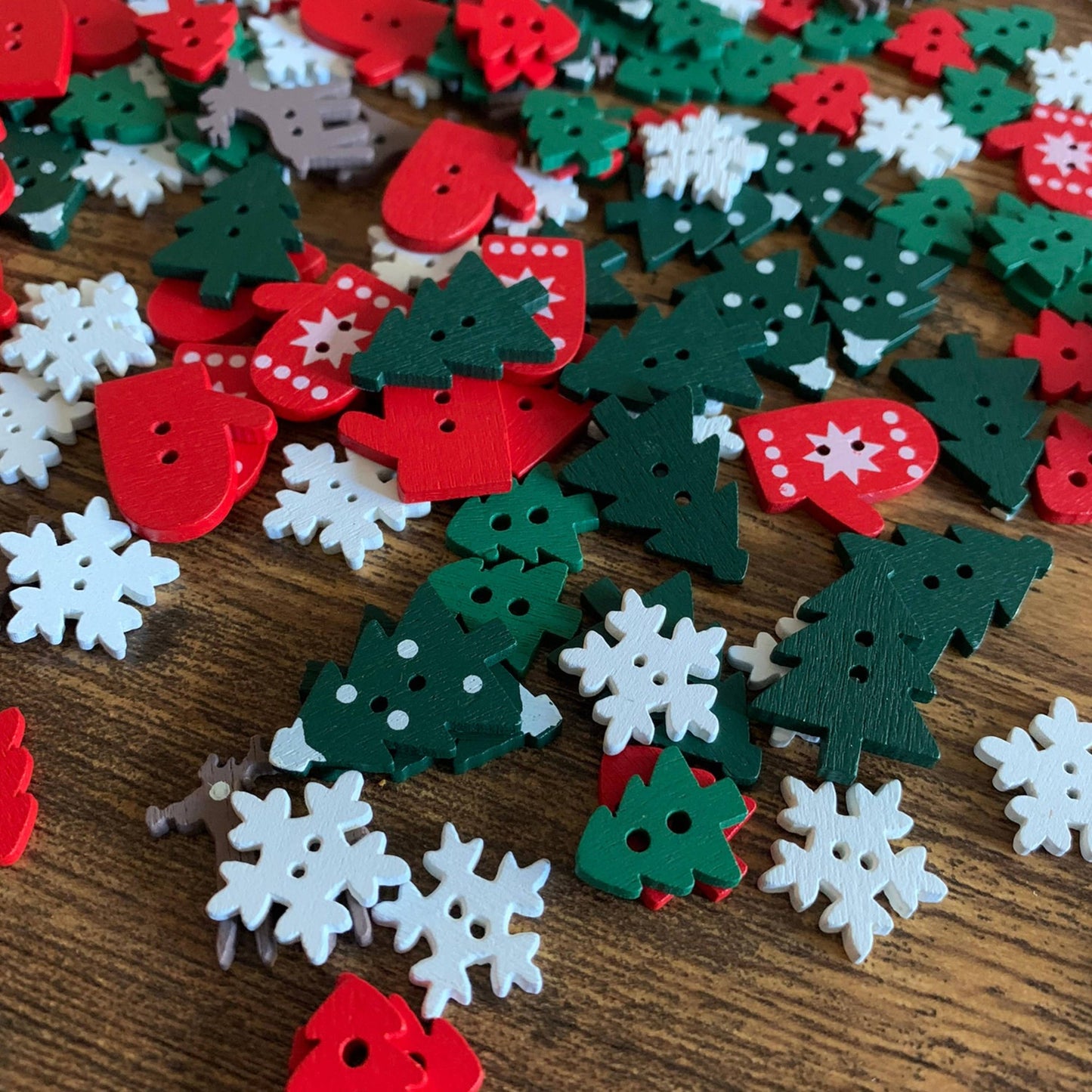 Mix Of Christmas Wooden Buttons - Festive Christmas Buttons,