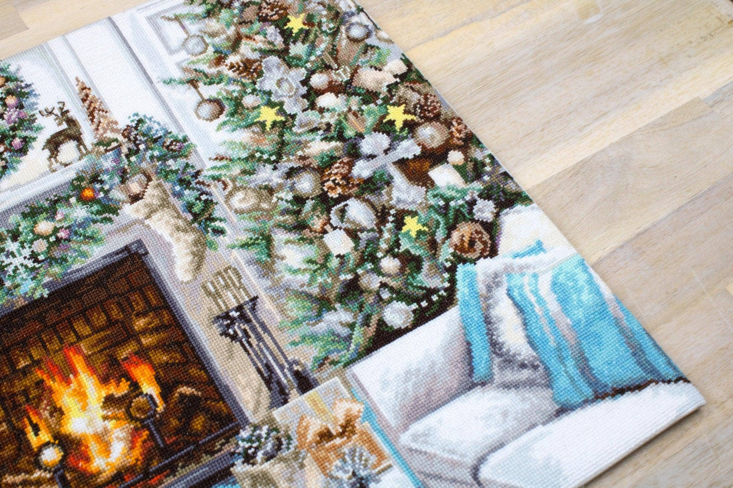 Cross Stitch Kit Luca-S - Christmas Interior, B2394