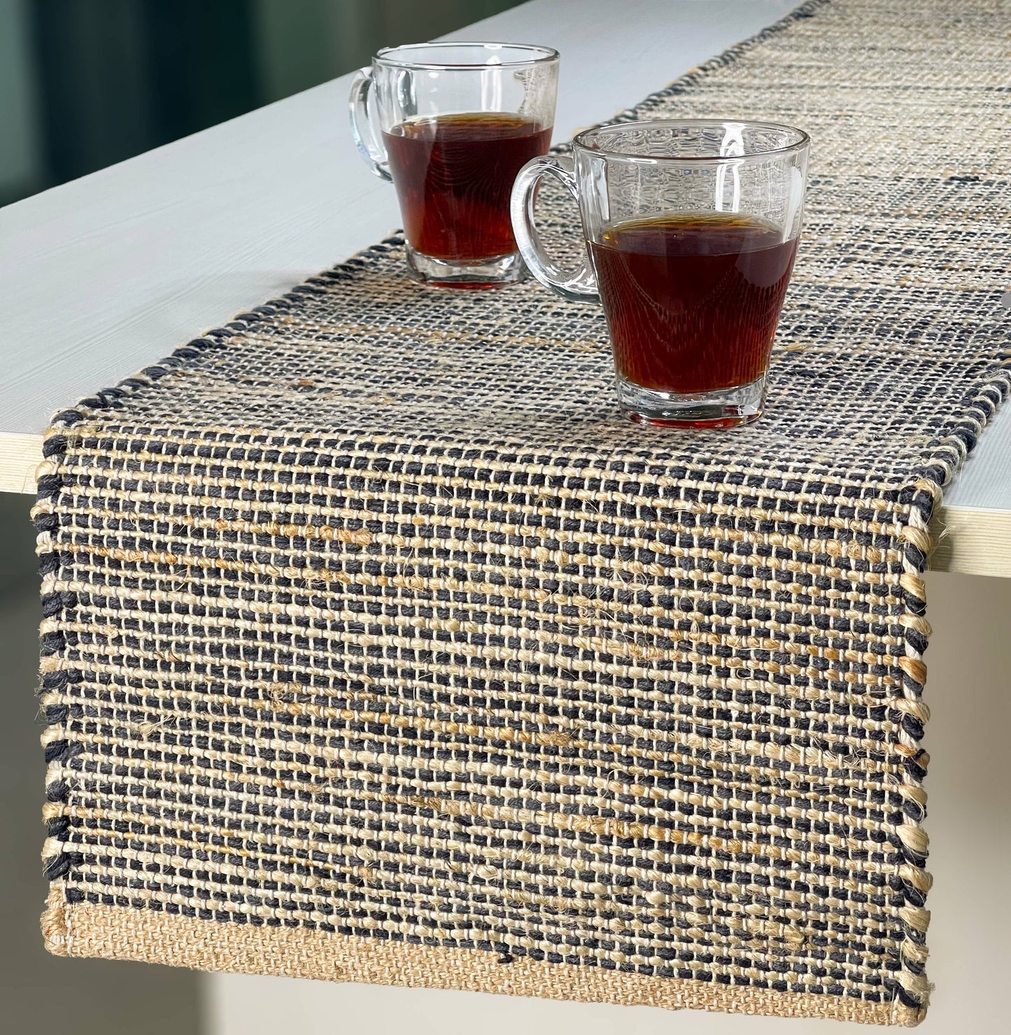 OMBRE TABLE RUNNER, NATURAL JUTE-BLACK, 13''x90''.