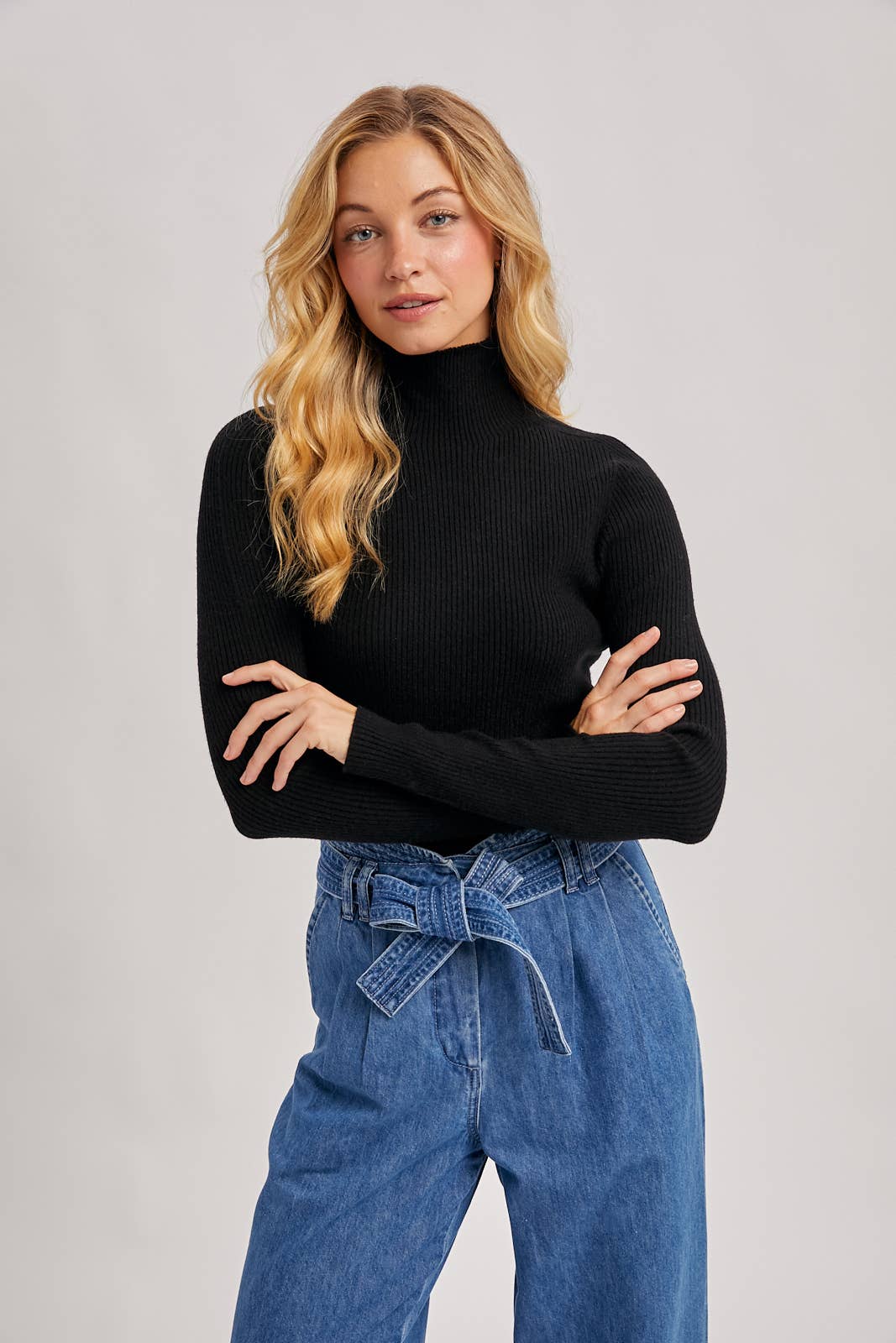 WHOLEGARMENT MOCK NECK RIBBED KNIT TOP