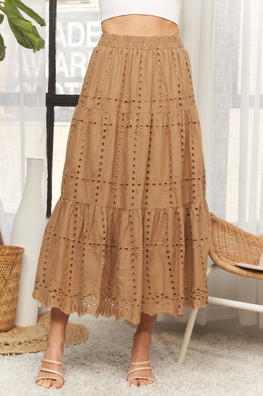 LES4074-TIERED EYELET MIDI SKIRT
