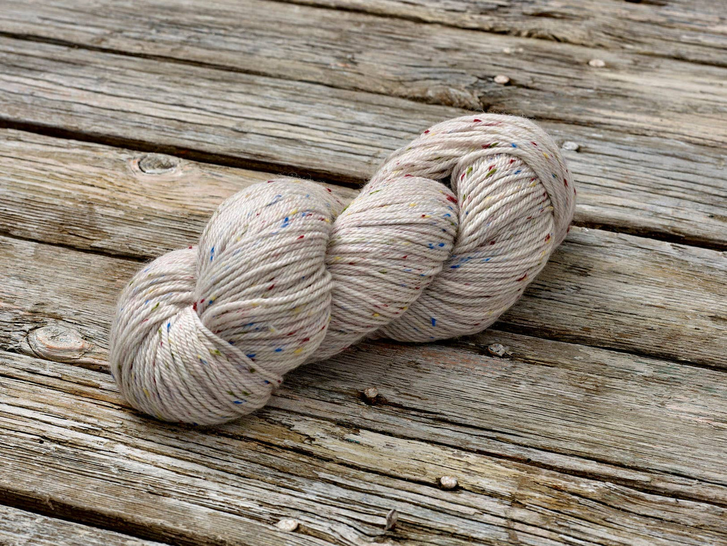 Undyed Yarn: Donegal Tweed DK Knitting Yarn
