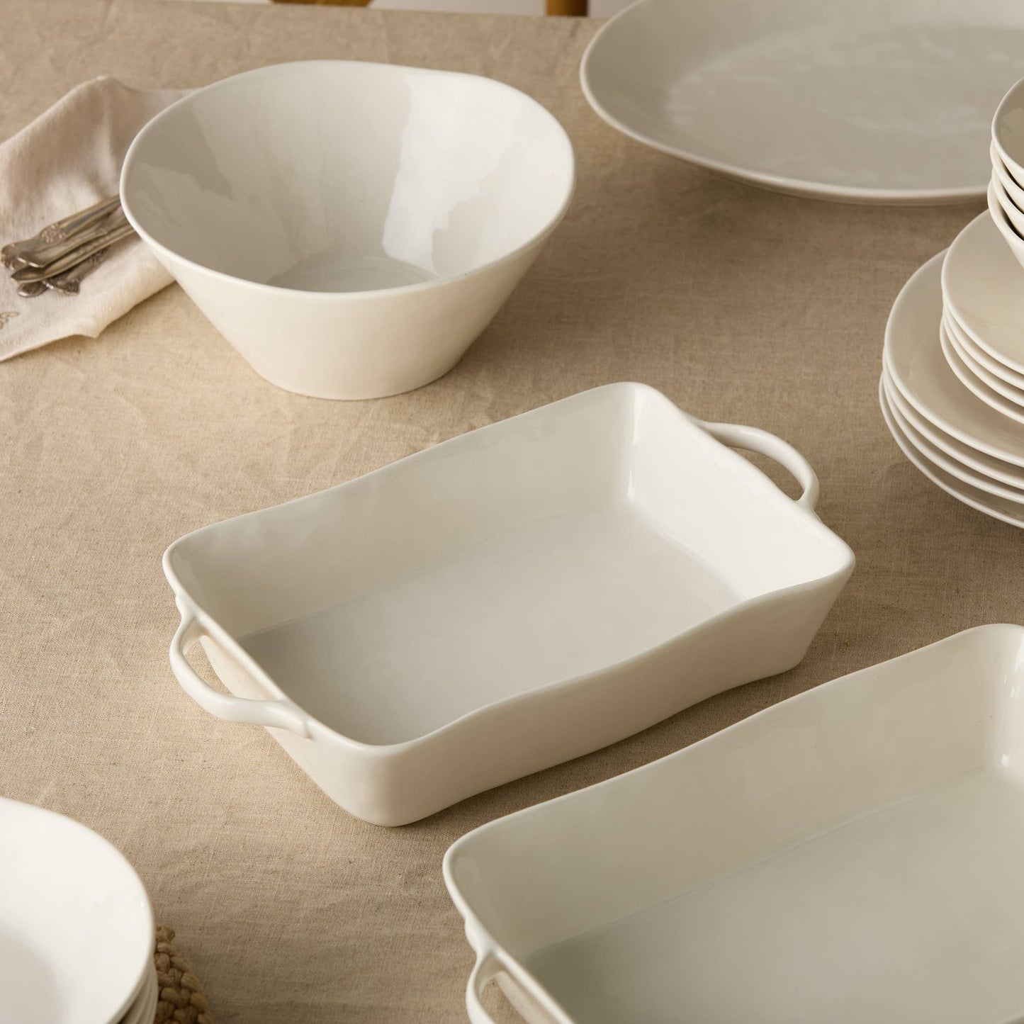 Linen Cream Medium Rectangular Baker 14in x 8.75in x 2.75in