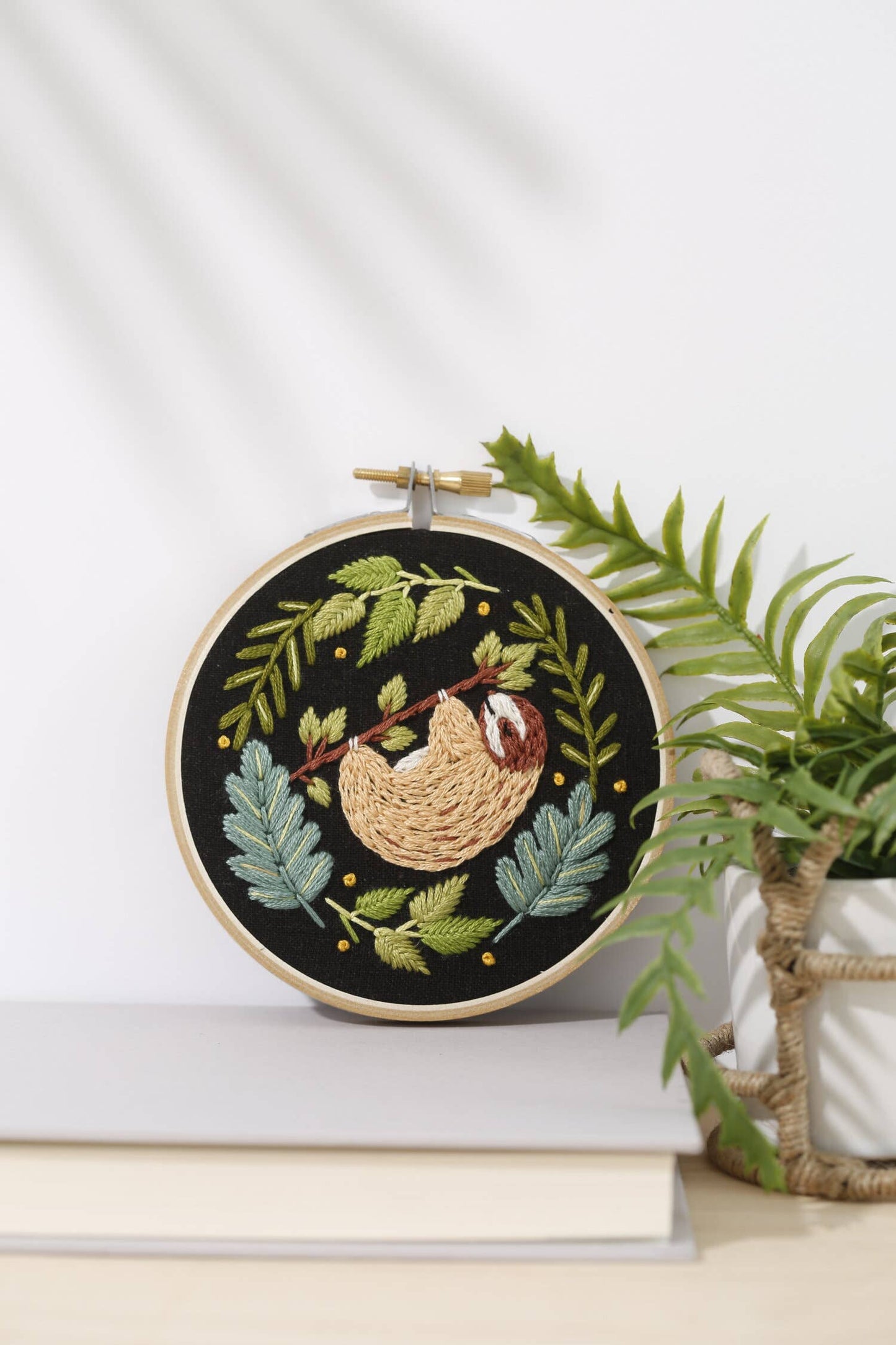 Freshly Stitched: Modern Embroidery for Absolute Beginners
