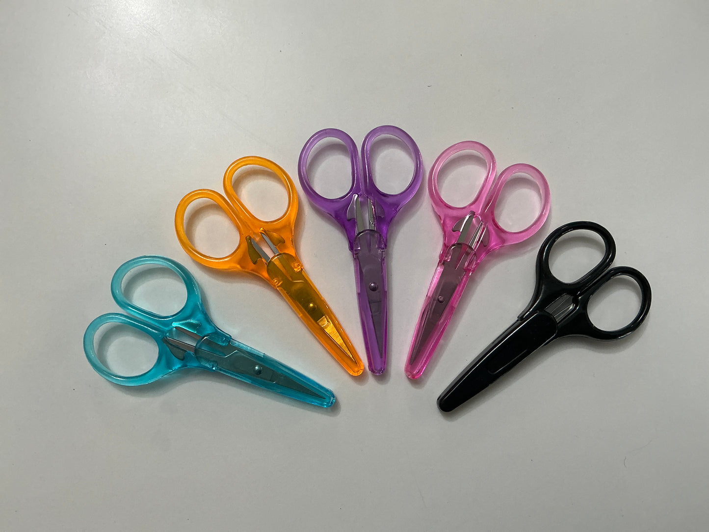 Mini Scissors with Cover