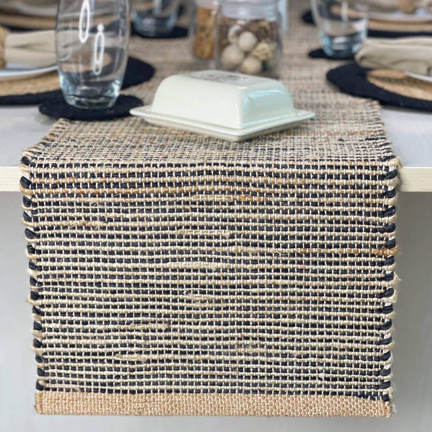 OMBRE TABLE RUNNER, NATURAL JUTE-BLACK, 13''x90''.