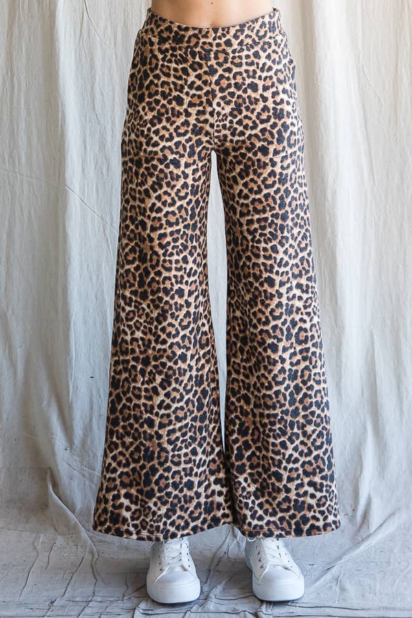 SOFT CHEETAH PRINT LOUNGE SET