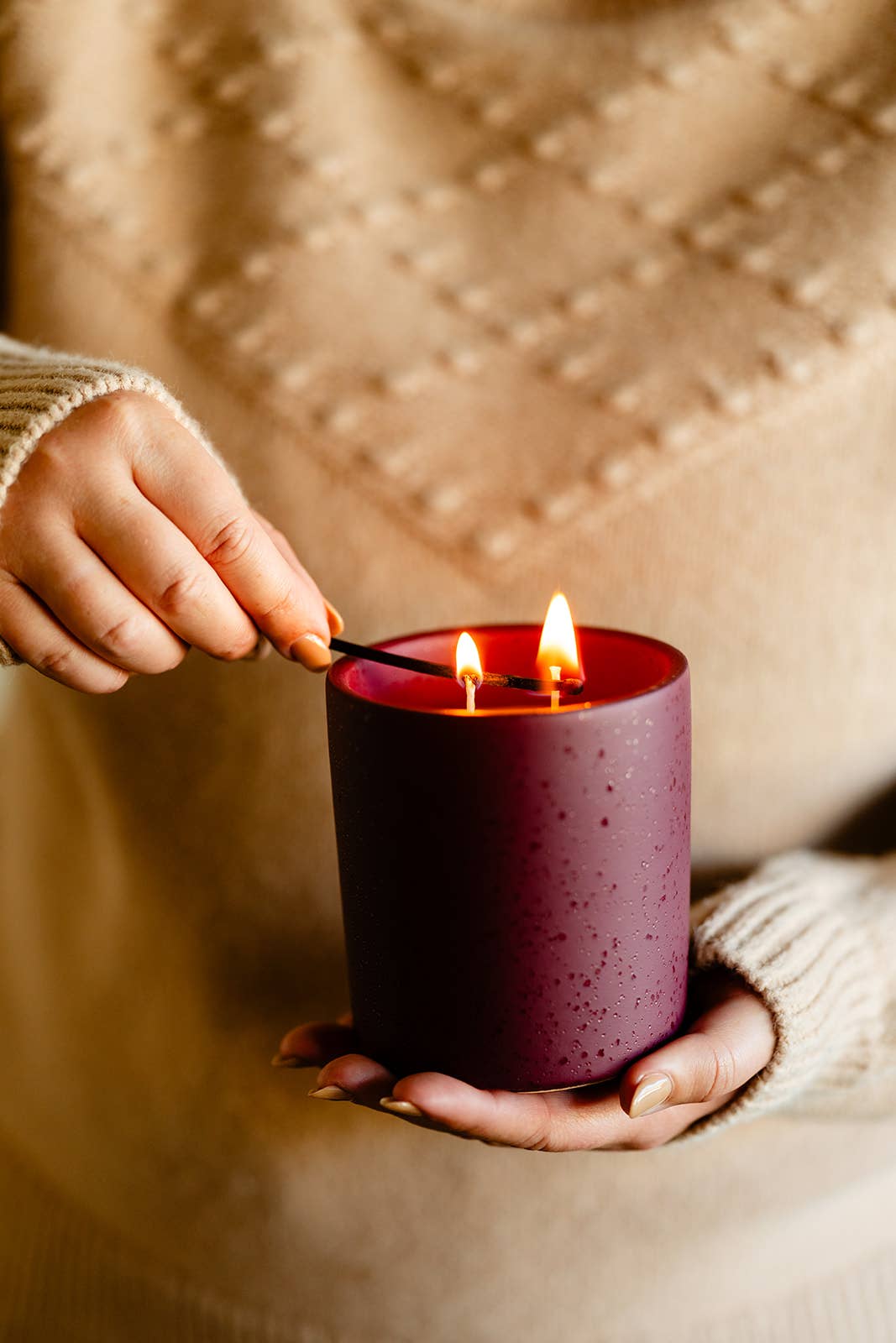 Earth & Ember 13 oz Candle: Iced Winterberries