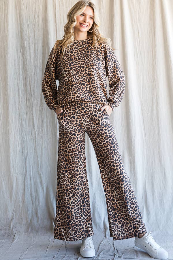 SOFT CHEETAH PRINT LOUNGE SET