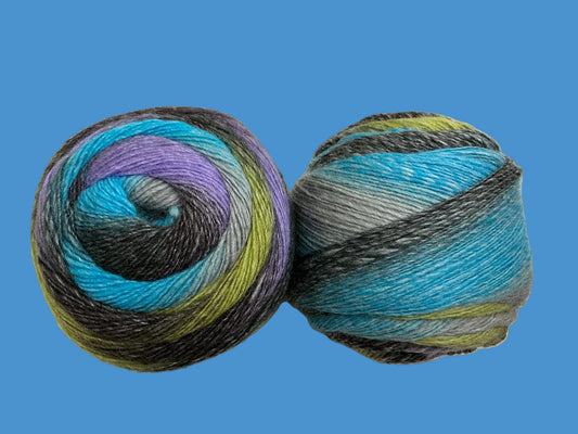 Universal Yarn-Color Burst-Baltic 118