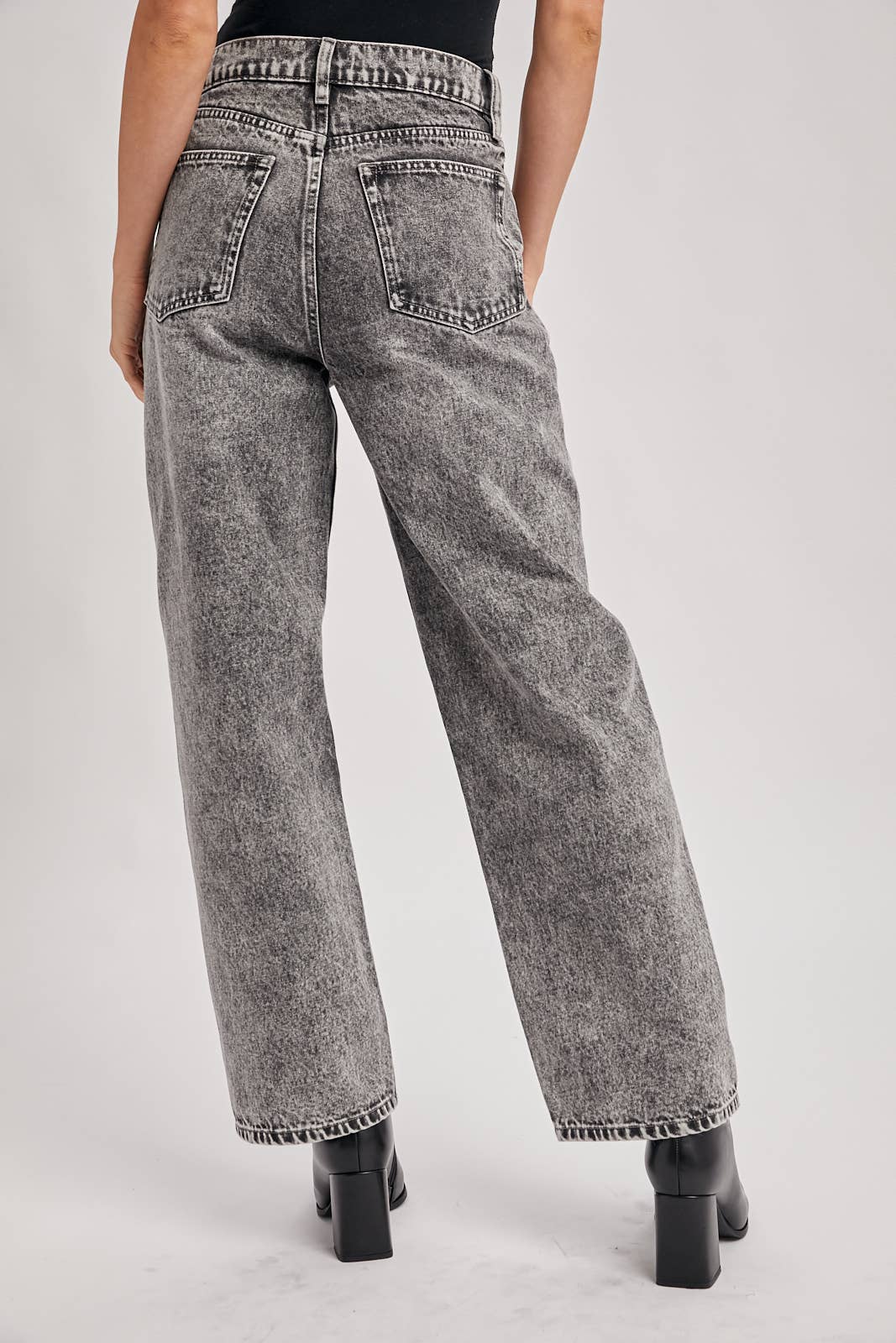 DEMIM HIGH RISE CROSSOVER BUTTON-FRONT WIDE LEG JEANS