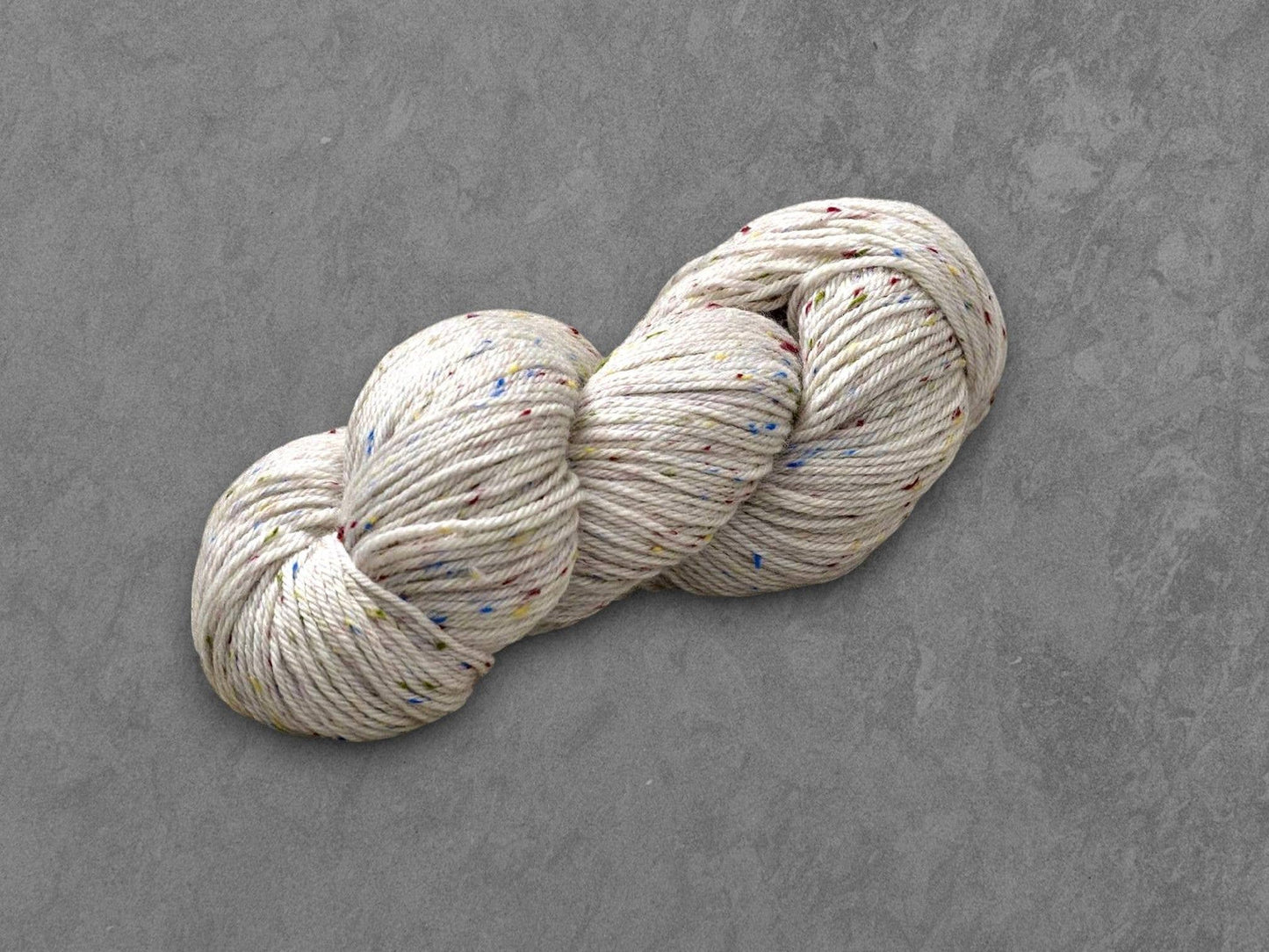 Undyed Yarn: Donegal Tweed DK Knitting Yarn