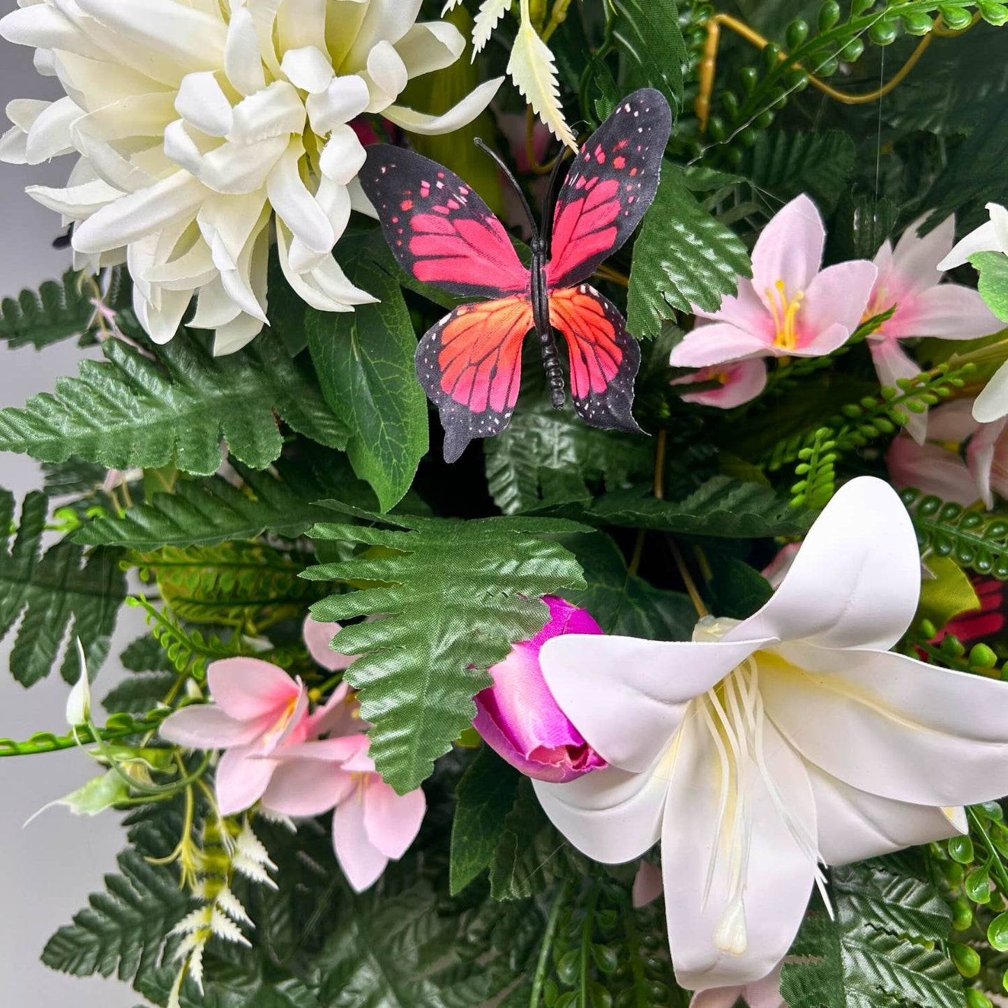 Butterfly Blooms Pre-Made Vase Insert (White/Purple)