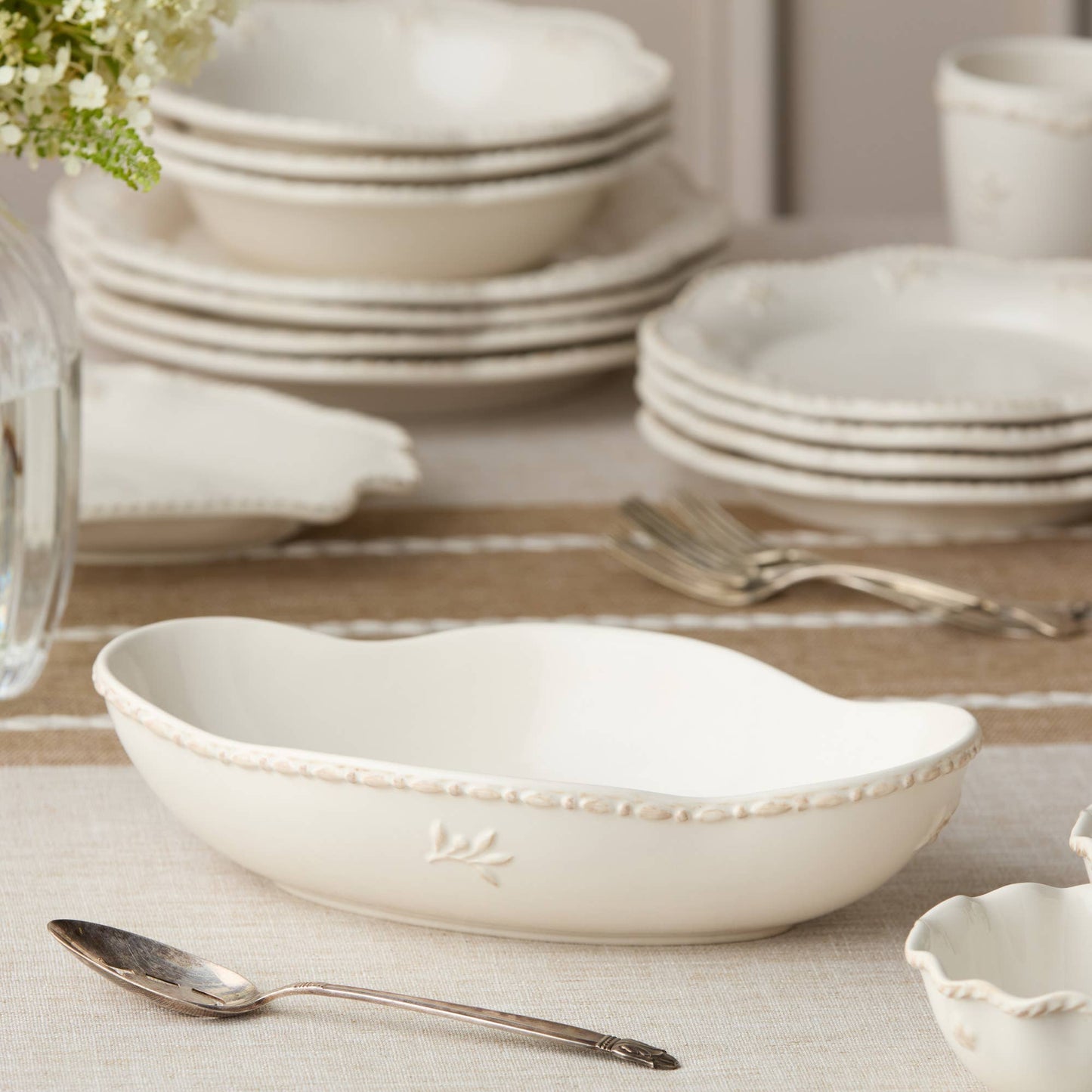 Heritage Oval Serving Bowl 12" – Curved Stoneware Grace