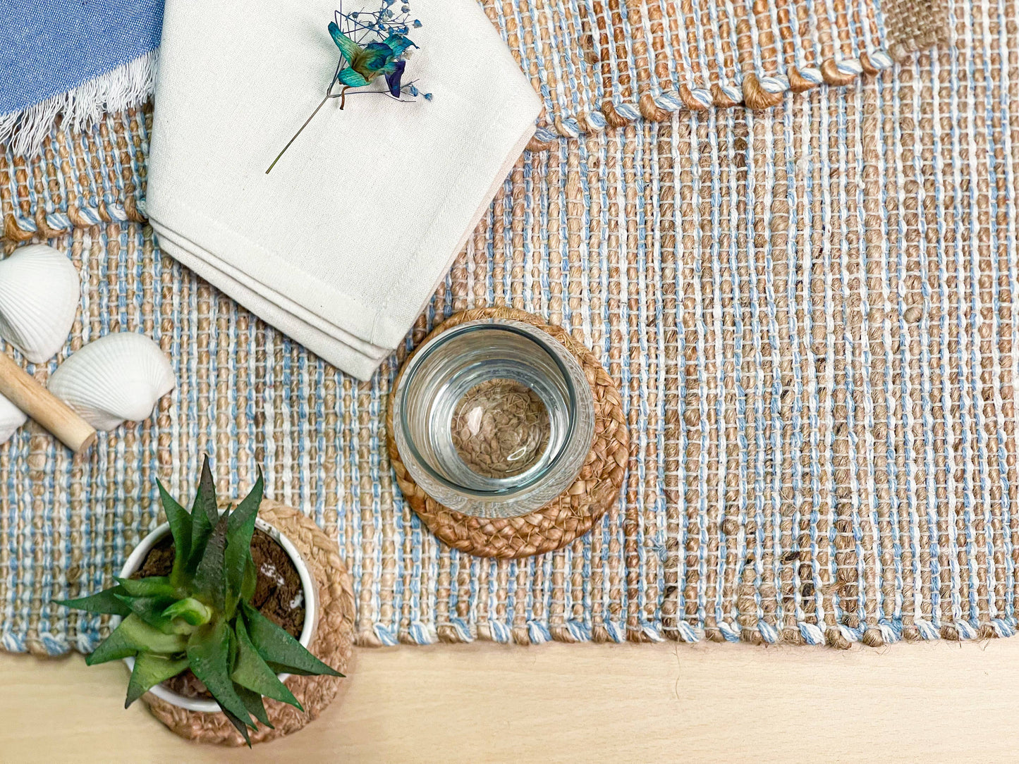 OMBRE TABLE RUNNER, NATURAL JUTE-SKY BLUE-WHITE, 13''x36''.