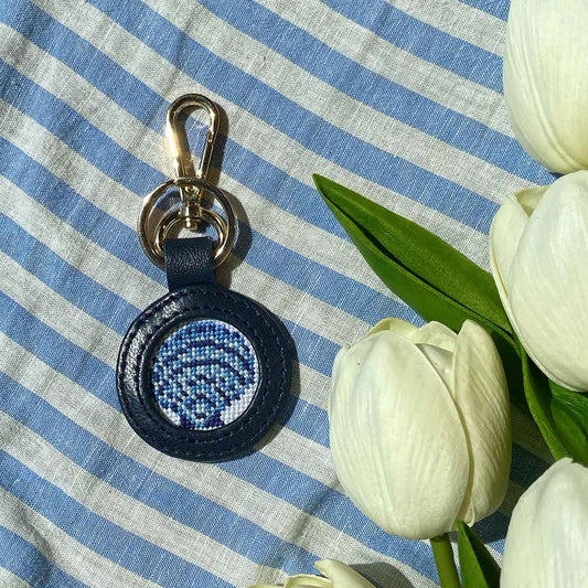 The Little Scallop Key Fob Kit: All-In-One, Self Finishing Needlepoint Kit
