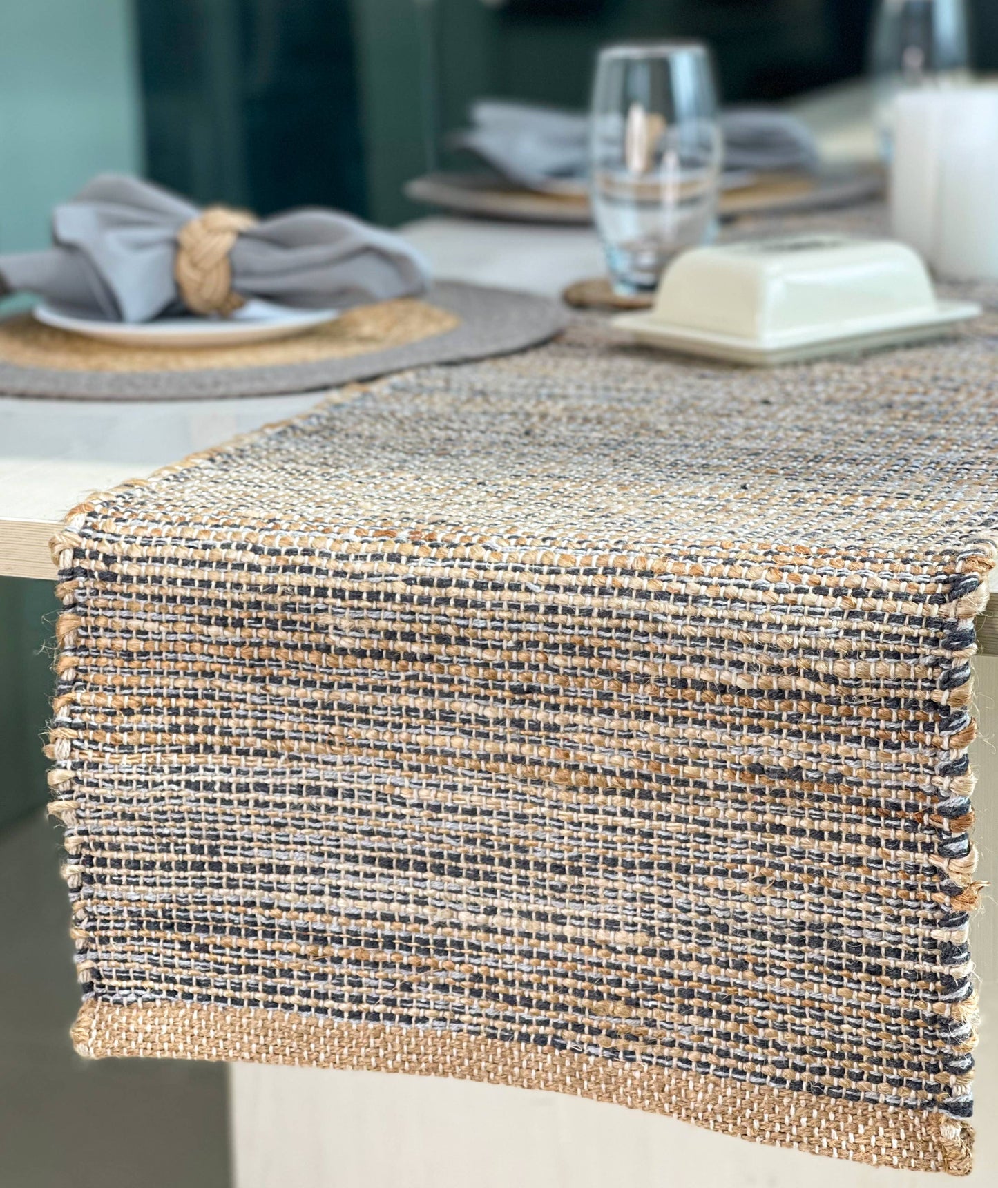 OMBRE TABLE RUNNER, NATURAL JUTE GREY, 13" x 108"