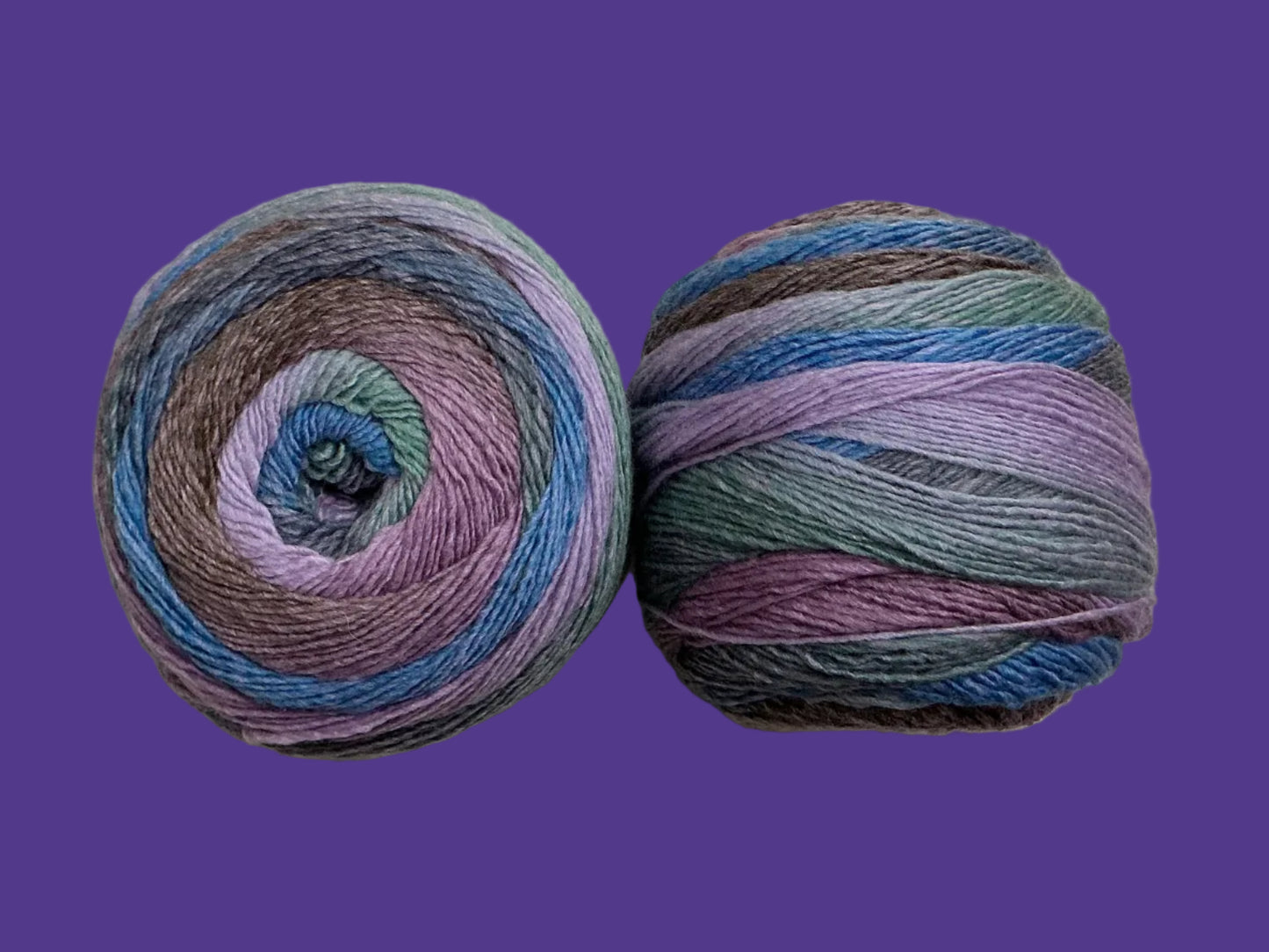 Universal Yarn-Color Burst-Aries 103