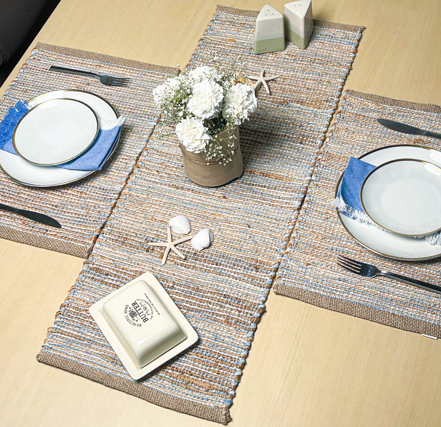 OMBRE TABLE RUNNER, NATURAL JUTE-SKY BLUE-WHITE, 13''x36''.