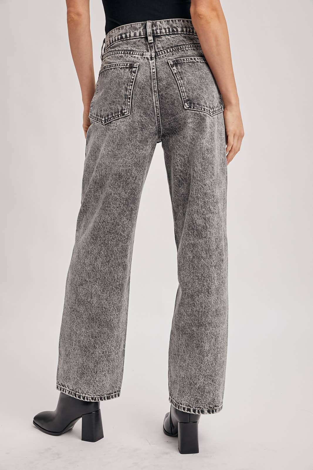 DEMIM HIGH RISE CROSSOVER BUTTON-FRONT WIDE LEG JEANS