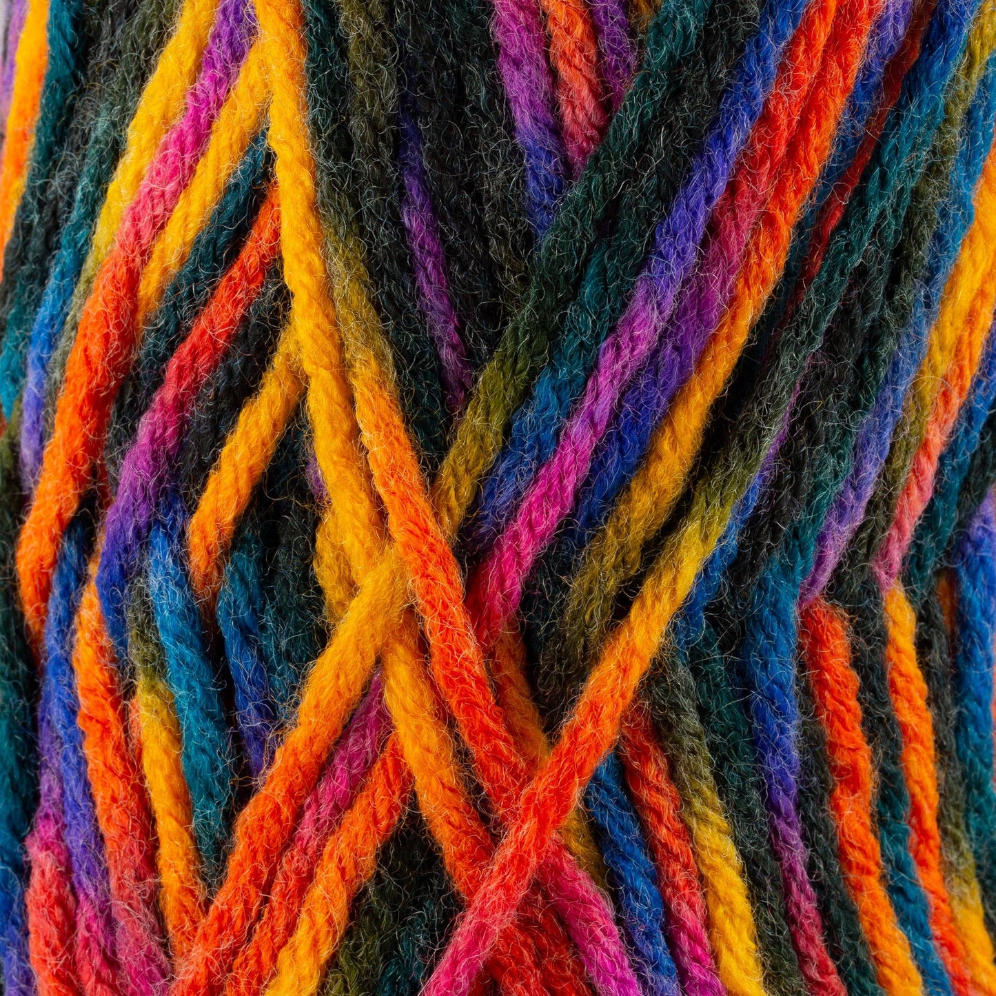 Sensy Roving Yarn, 3.5 oz, 132 Yards, Gauge 5 Bulky