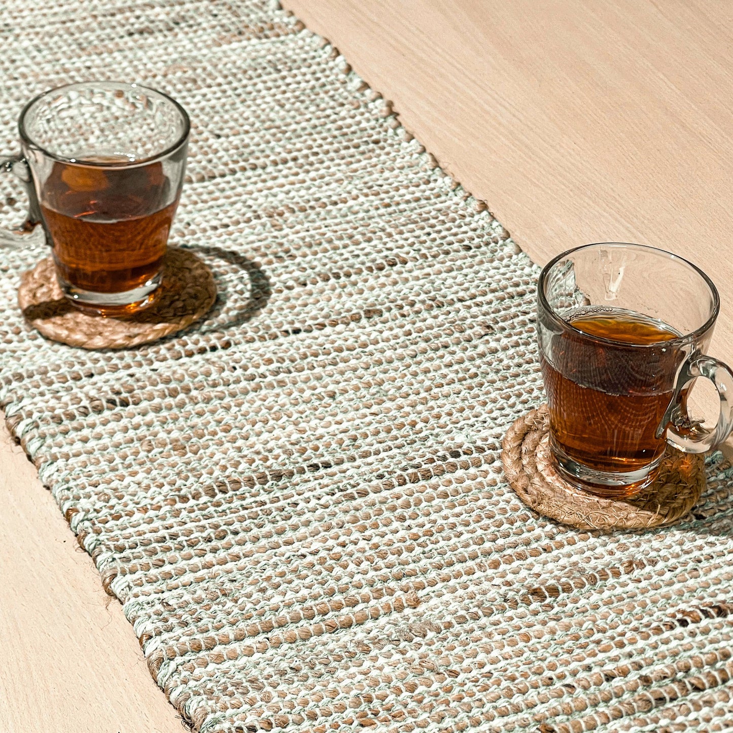 OMBRE TABLE RUNNER, NATURAL JUTE-SAGE GREEN-WHITE,13''x36''.