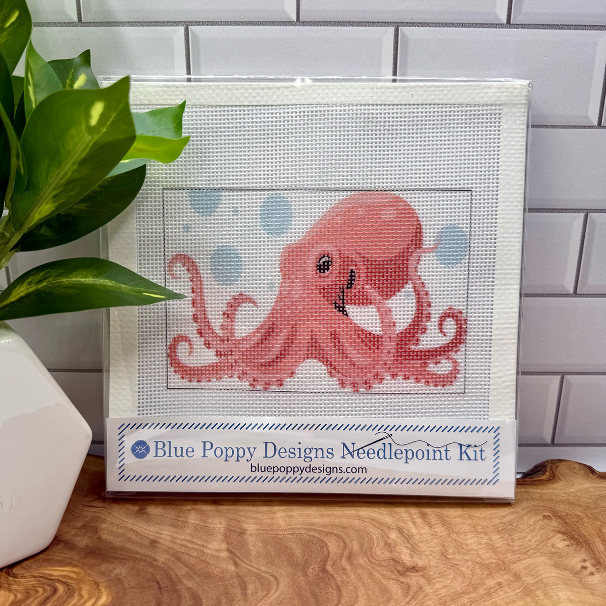 Octopus Needlepoint Design (octopus with bubbles 4" x 6")