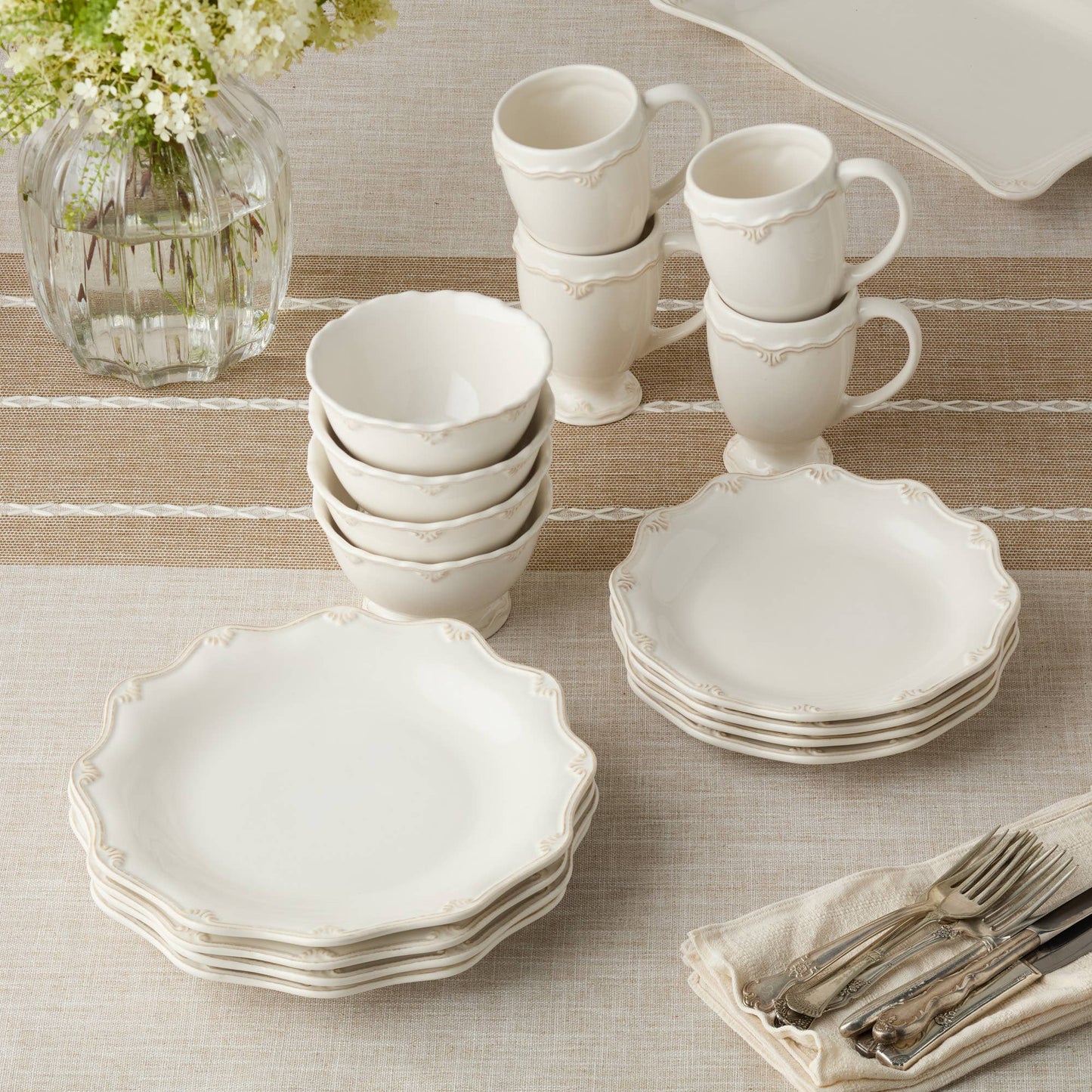 Heritage Scroll Salad Plate – Artistic Stoneware Accent