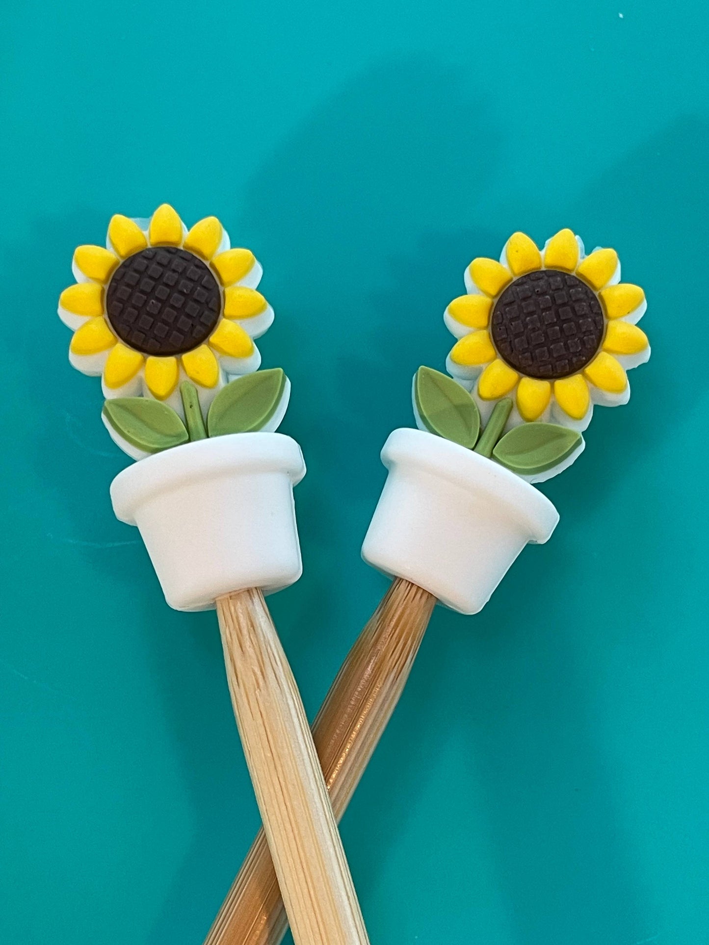White Sunflowers Gardening Plants Silicone Gifts for Knitt