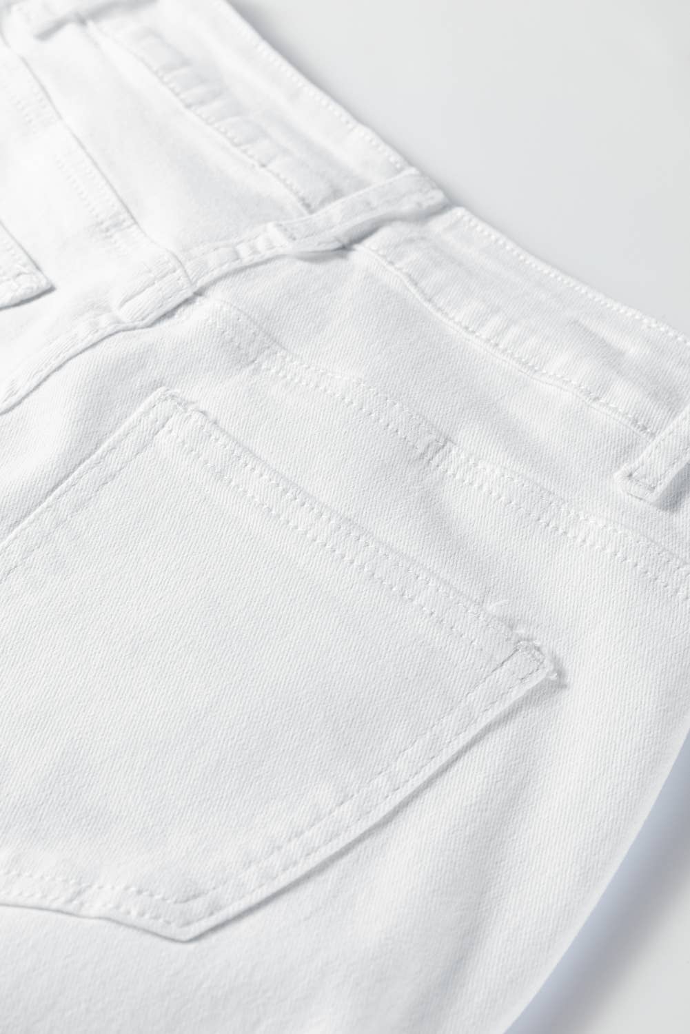 66 Spring 2026 Bow Knot Side Detail Straight Leg Loose Jeans
