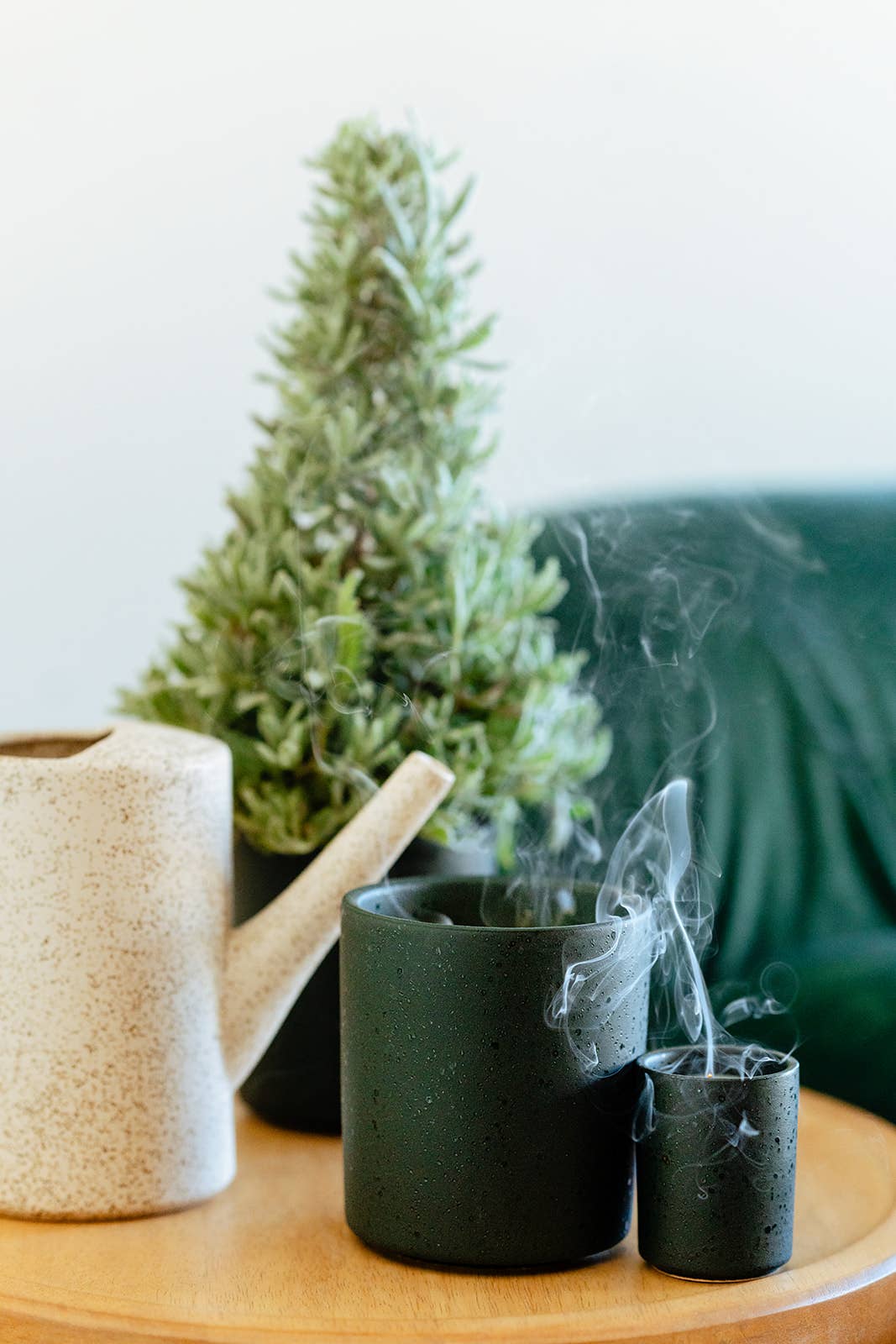 Earth & Ember 13 oz Candle: Sandalwood & Fir