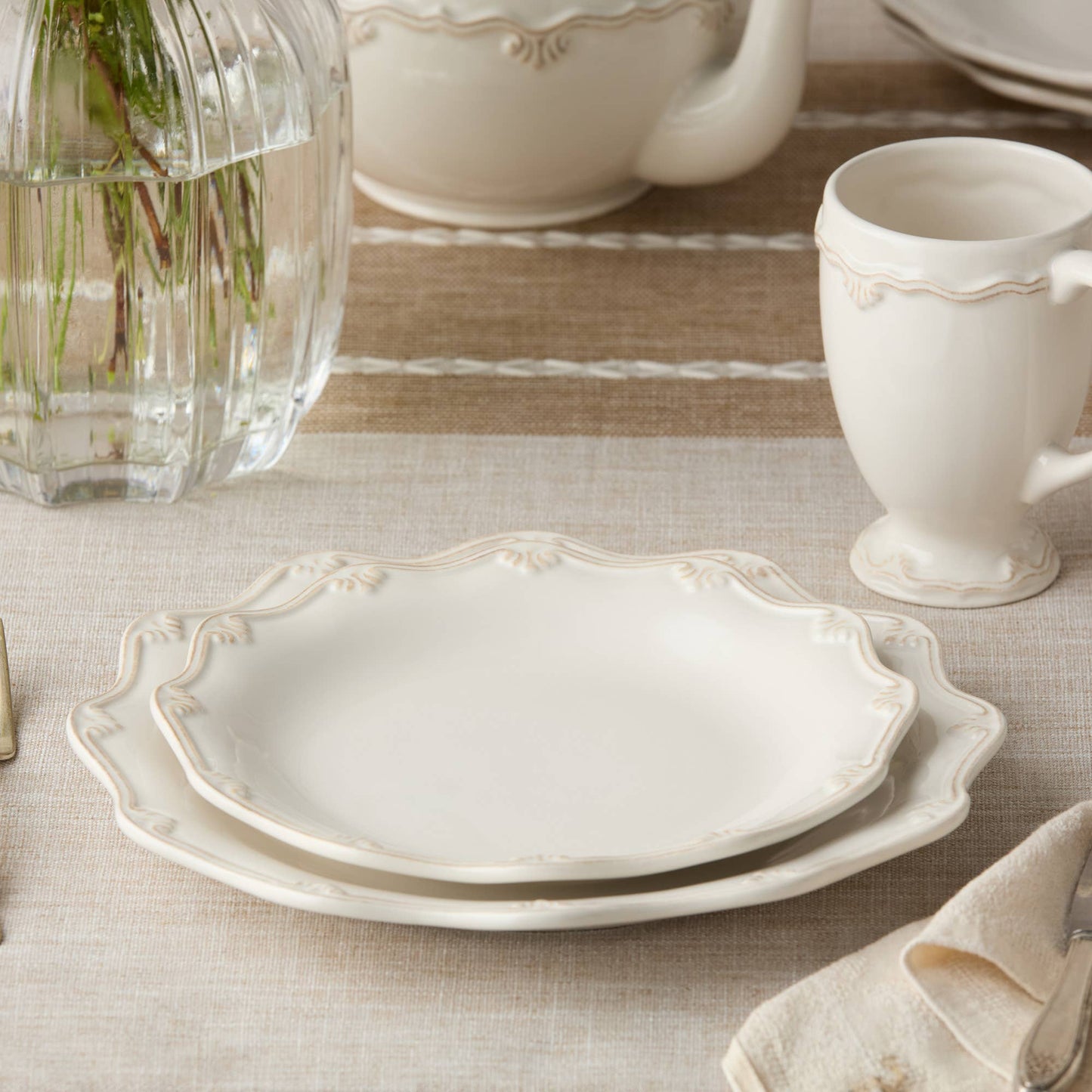 Heritage Scroll Salad Plate – Artistic Stoneware Accent