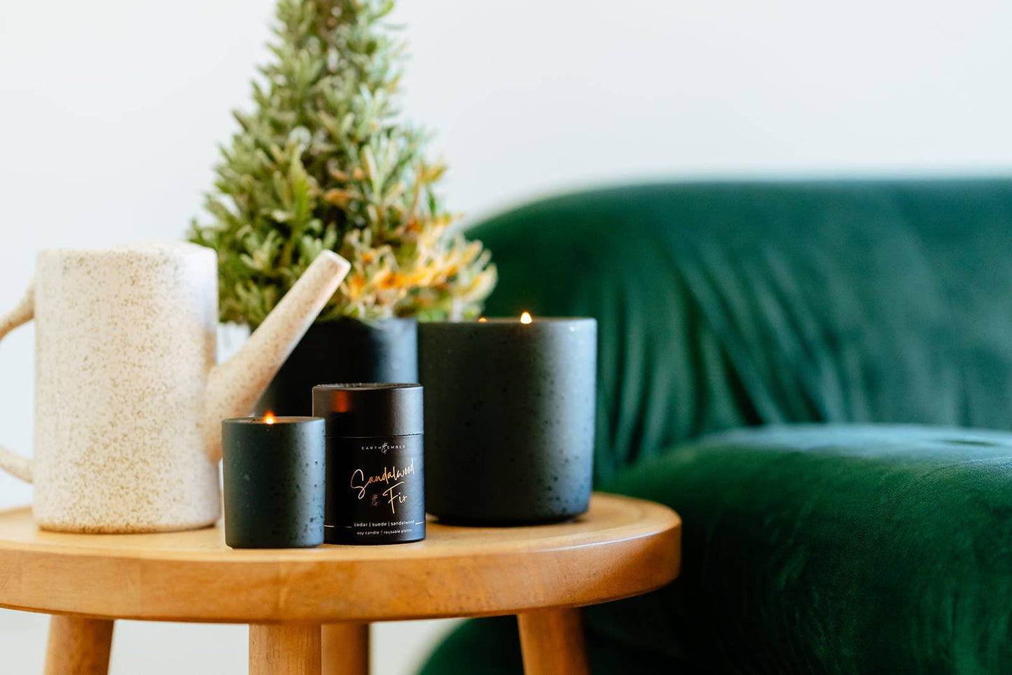 Earth & Ember 13 oz Candle: Sandalwood & Fir