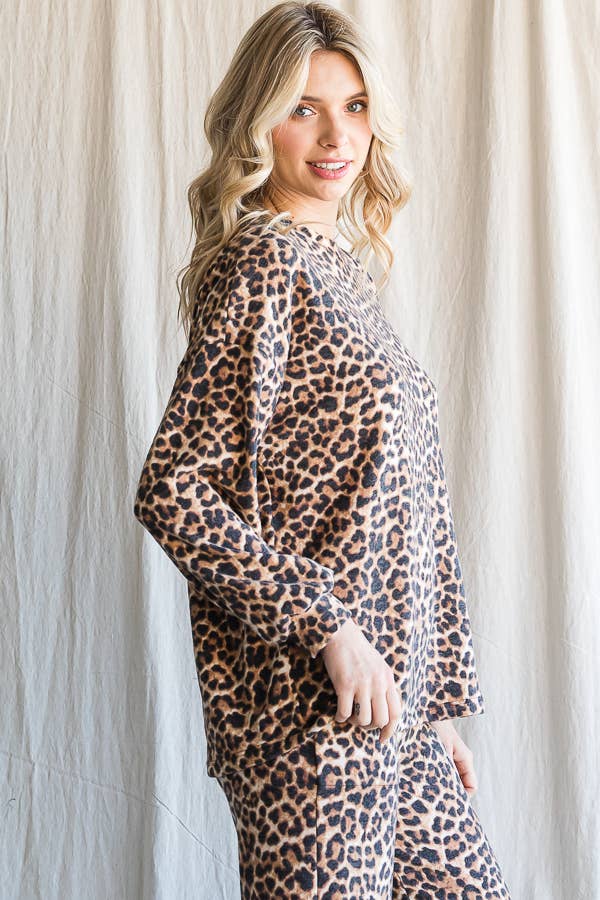 SOFT CHEETAH PRINT LOUNGE SET