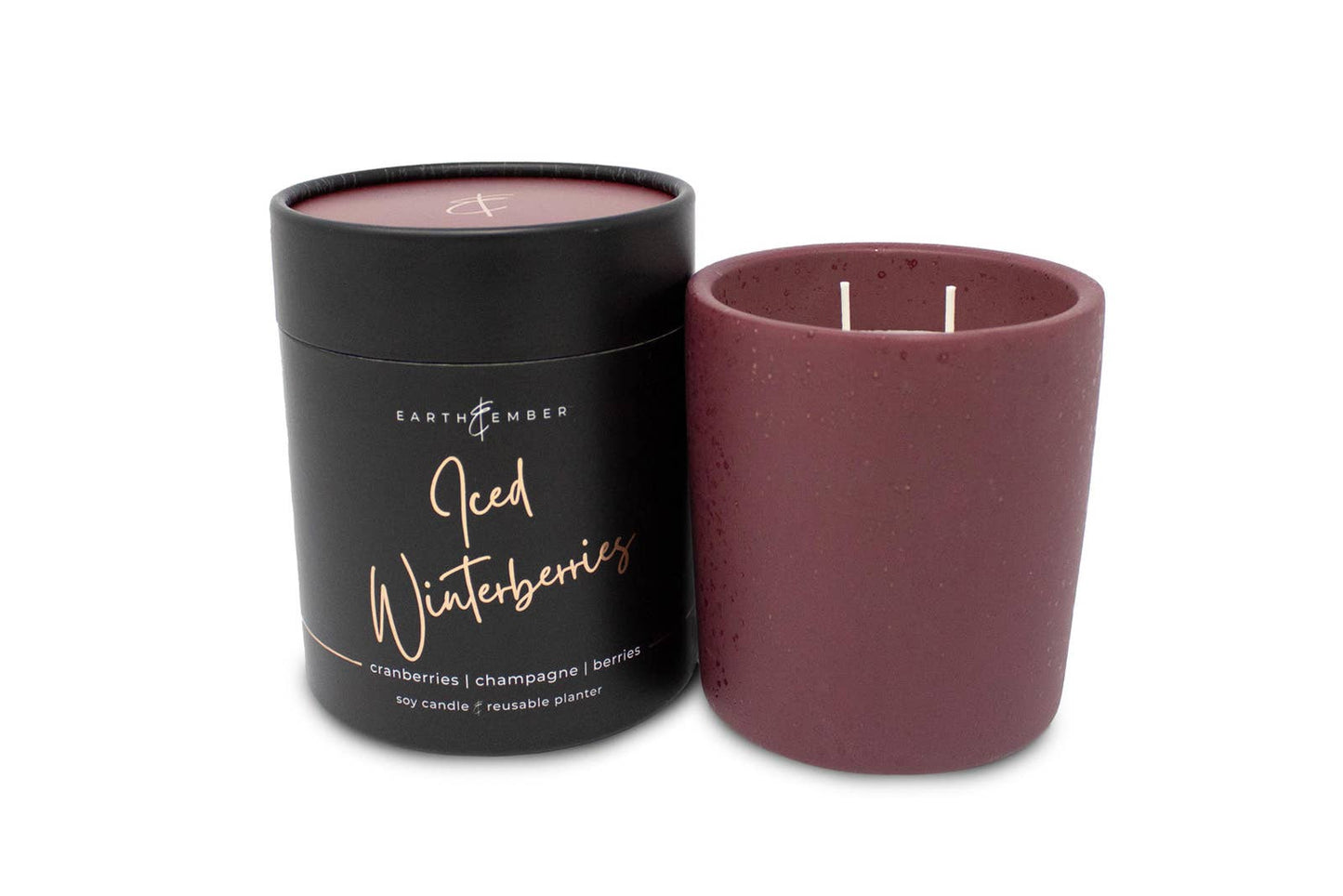 Earth & Ember 13 oz Candle: Iced Winterberries