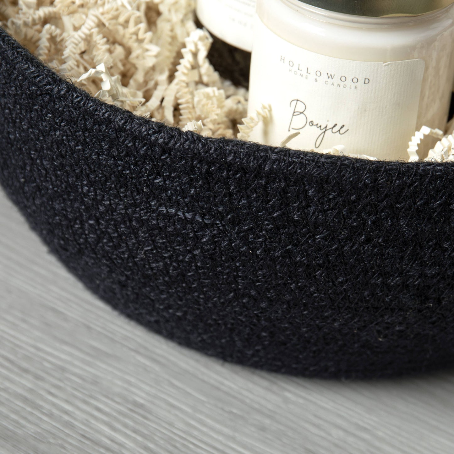 Round Jute Bowl- Black w/Leather Side Handles